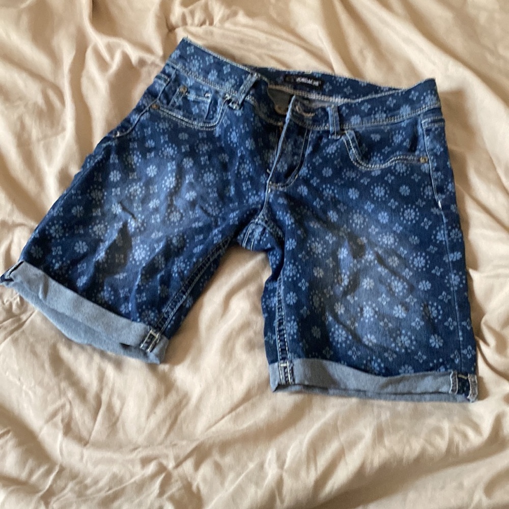 Jeans. Jeans. Jeans. I have boys,girls and ladies. 33 pair. Various sizes/styles